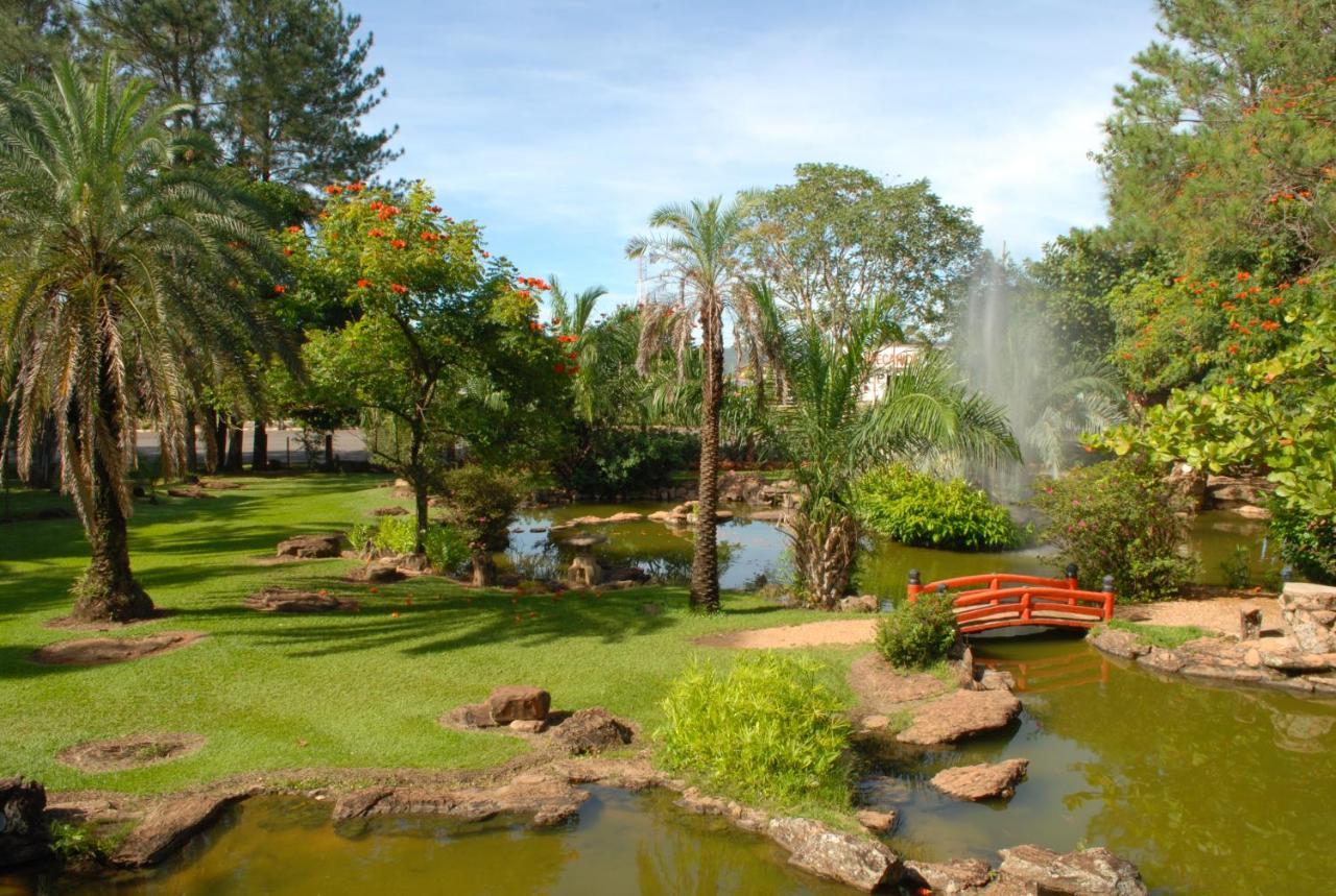 Lacqua Diroma Hotel Com Parque Aquatico 24 Horas Caldas Novas Exterior photo
